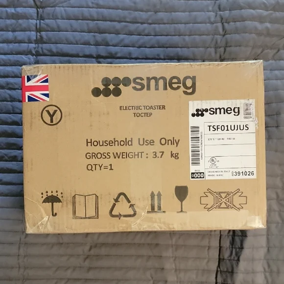 NIB SMEG Union Jack 2-Slice Toaster - Red, White, and Blue - Picture 8 of 8
